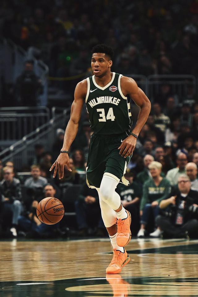 体育英超：恩凯蒂亚绝杀 阿森纳3-2逆转曼联